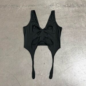 Cut Out Tank